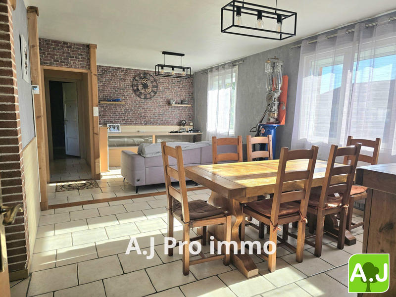 Maison traditionnelle - 72 m² - 5 pièces