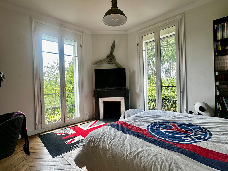 Maison - 200 m² - 9 pièces