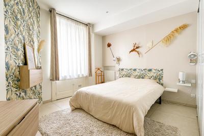 Appartement - 141 m² - 6 pièces