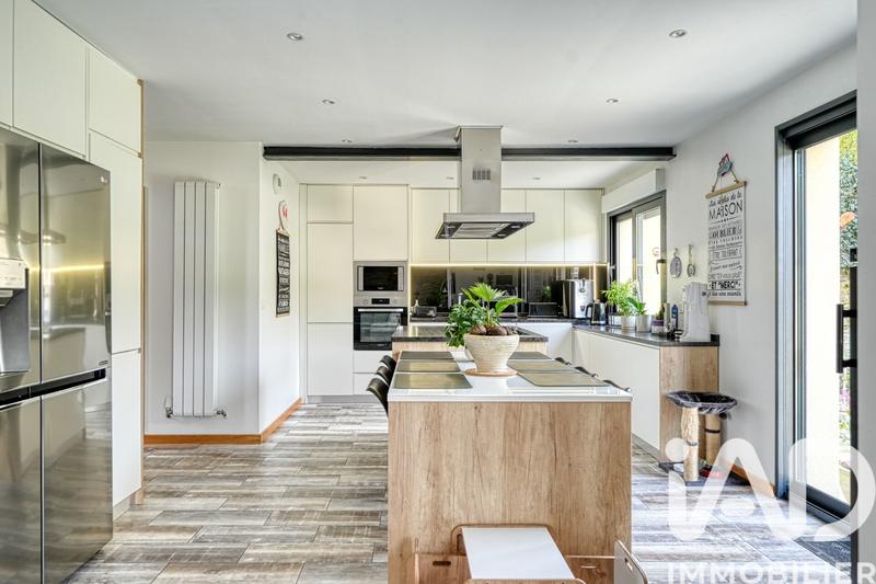 Maison - 164 m² - 7 pièces