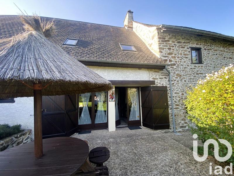 Maison - 210 m² - 6 pièces