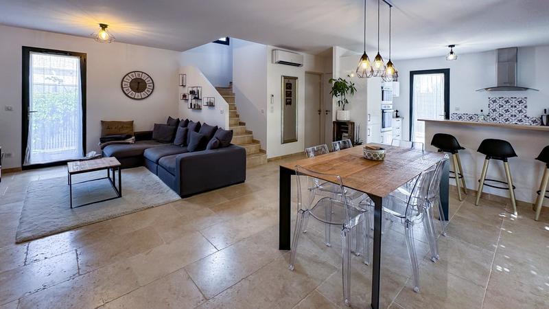 Maison - 120 m² - 5 pièces