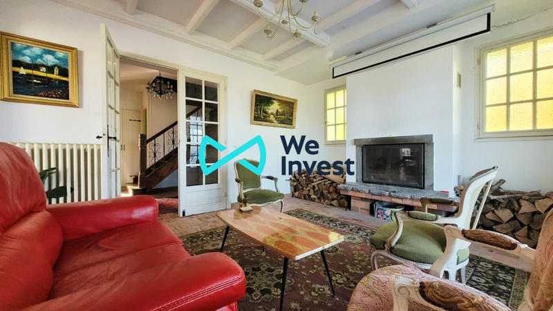 Maison - 220 m² - 7 pièces