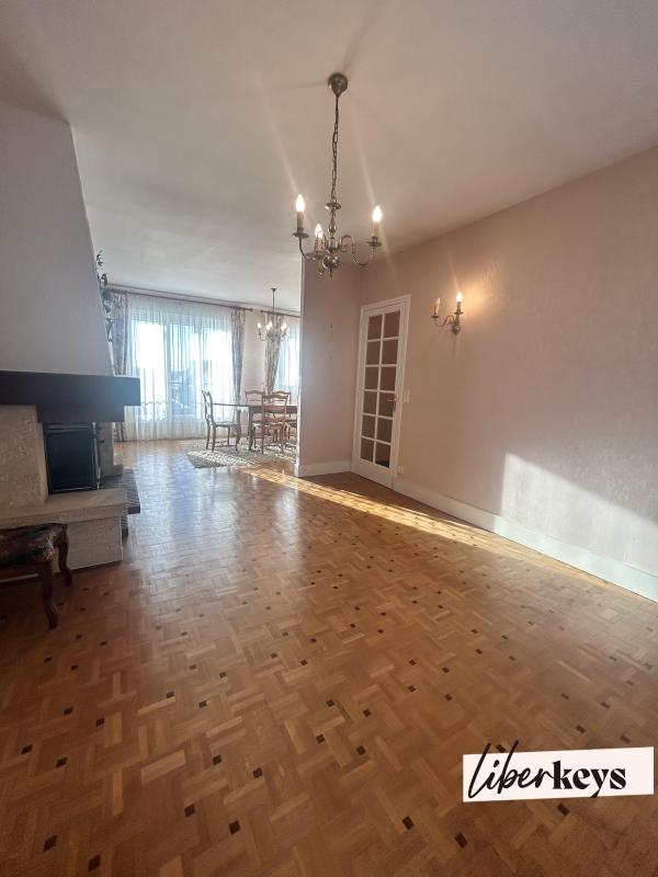 Maison de ville - 140 m² - 6 pièces