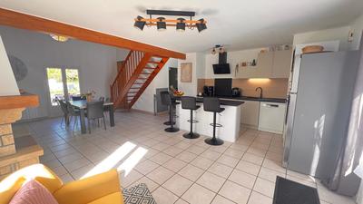 Maison - 105 m² - 4 pièces