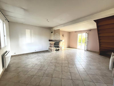 Maison - 98 m² - 5 pièces