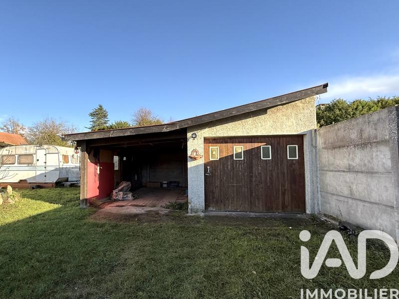 Maison - 90 m² - 5 pièces