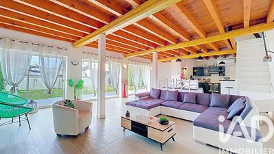 Maison - 134 m² - 5 pièces