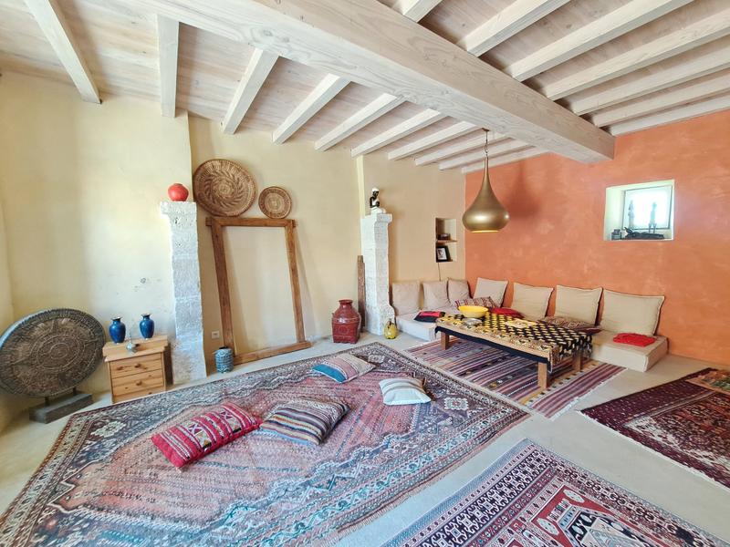 Maison - 218 m² - 6 pièces