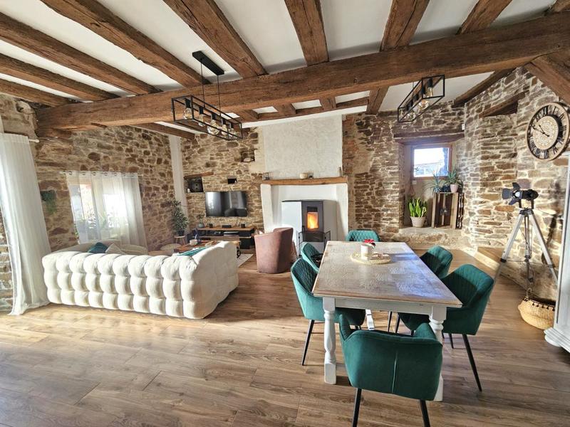 Maison - 140 m² - 6 pièces