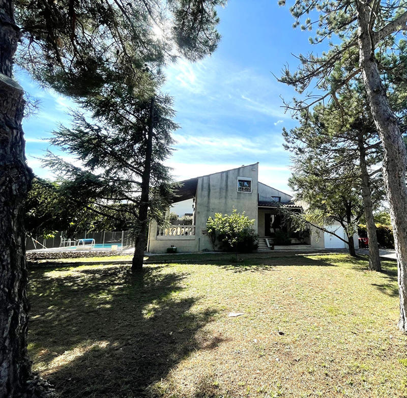 Maison - 141 m² - 6 pièces