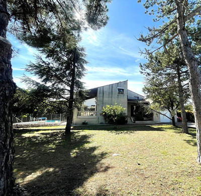 Maison - 141 m² - 6 pièces