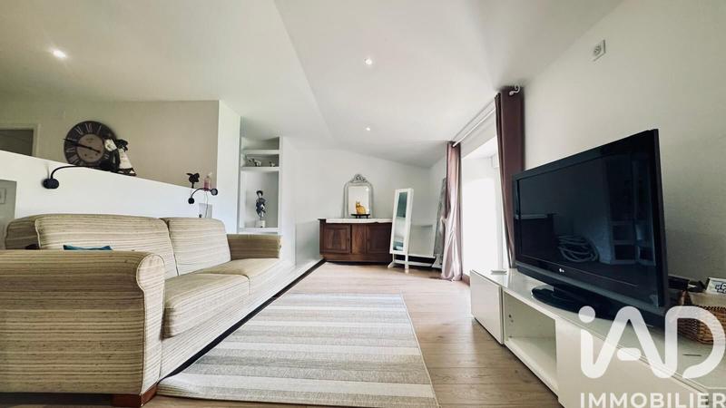 Maison - 200 m² - 6 pièces