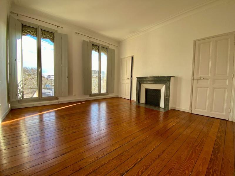 Appartement - 140 m² - 5 pièces