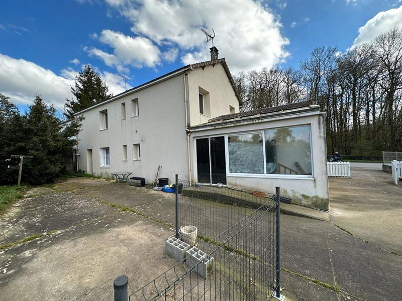 Maison - 175 m² - 13 pièces