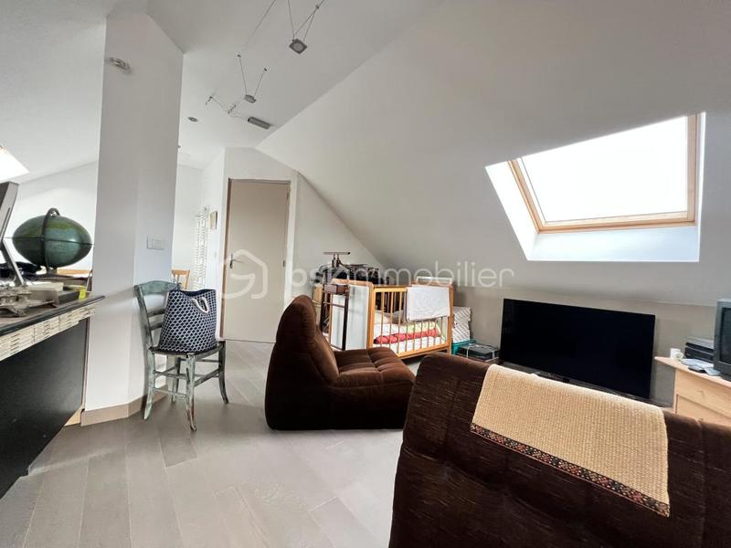 Maison - 169 m² - 7 pièces