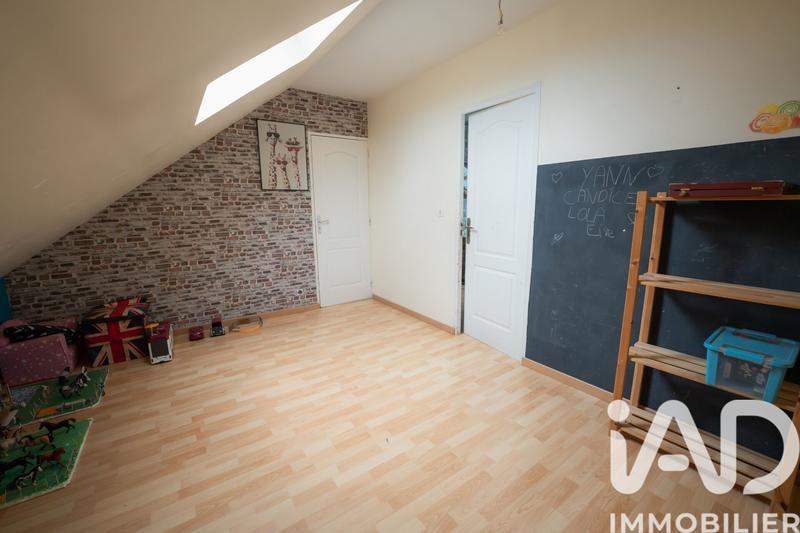 Maison - 179 m² - 9 pièces