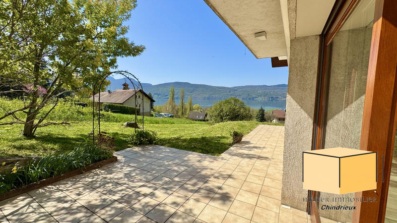 Villa - 166 m² - 6 pièces
