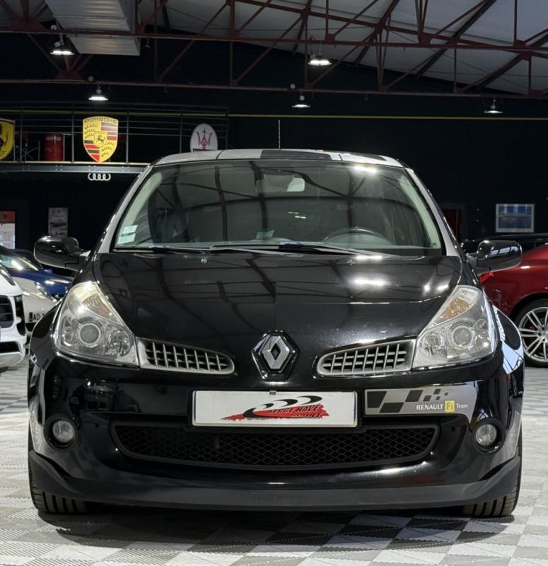 Renault Clio 2.0 16v 200ch Rs F1 Team R27 Bvm6