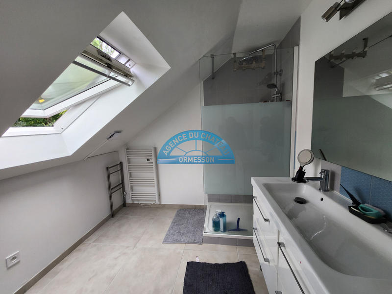 Maison - 164 m² - 7 pièces