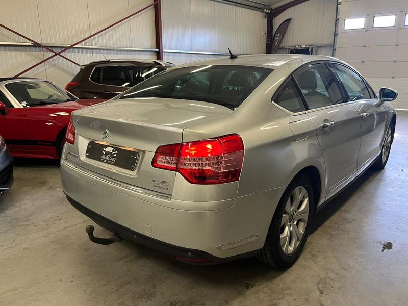 Citroën C5 Berline 2.0 HDi 140 cv / Exclusive Distribution Faite