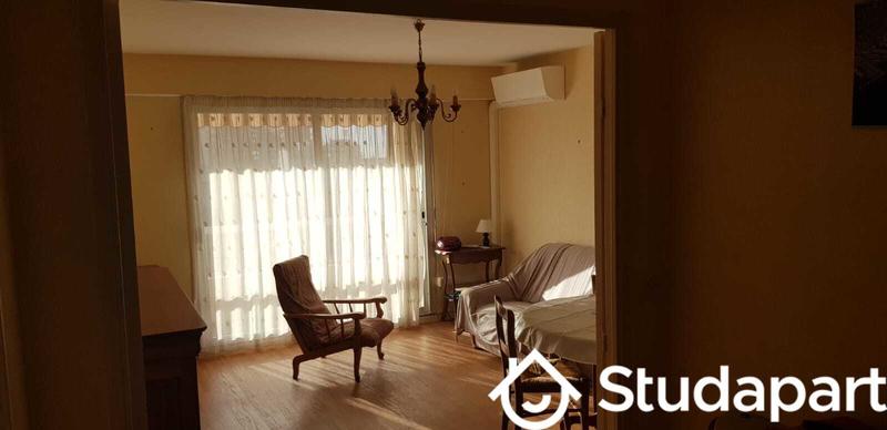 Appartement - 70 m² - 4 pièces