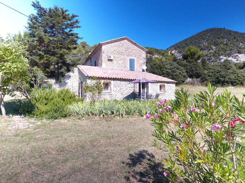 Mas - 218 m² - 7 pièces