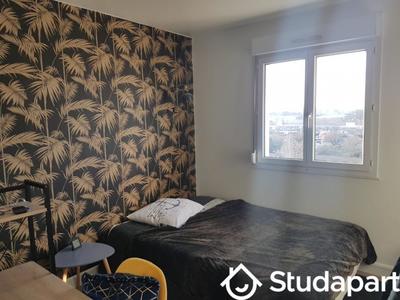 Chambre - 10 m² - 1 pièce