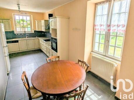 Maison - 262 m² - 8 pièces