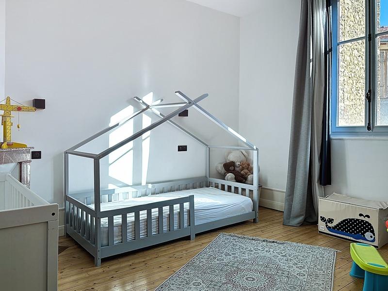 Maison de ville - 245 m² - 8 pièces