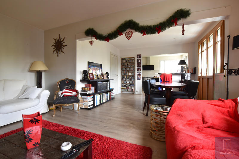 Maison - 175 m² - 7 pièces