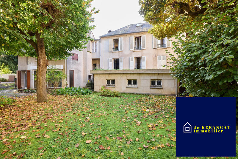 Maison ancienne - 222 m² - 7 pièces