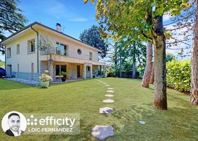 Maison - 189 m² - 6 pièces