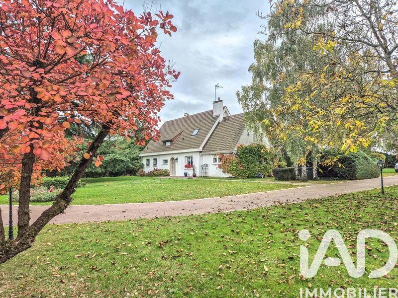 Maison - 200 m² - 7 pièces