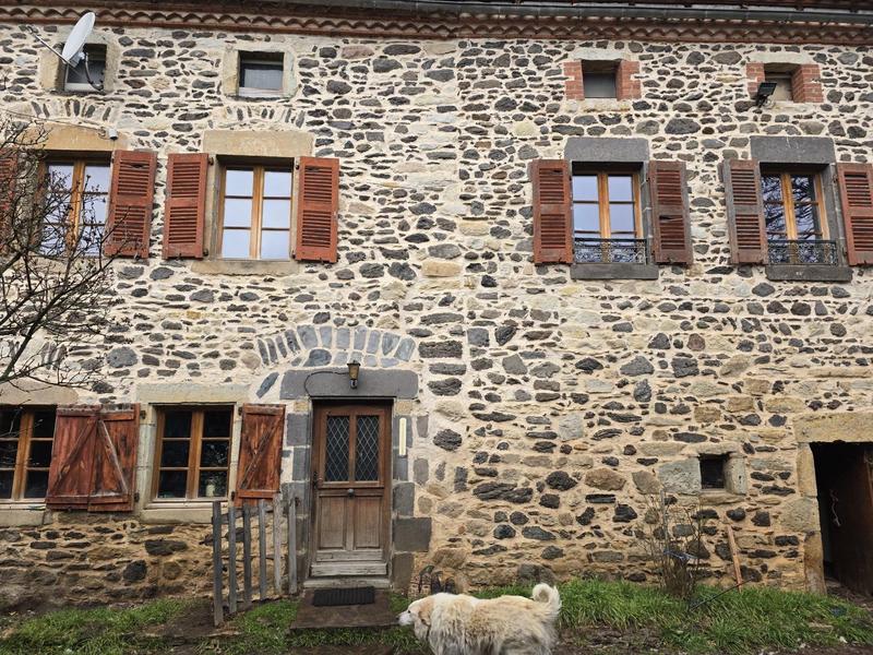 Maison - 92 m² - 5 pièces