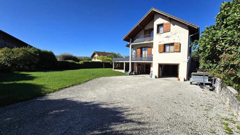 Maison - 147 m² - 6 pièces