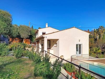 Villa - 138 m² - 4 pièces