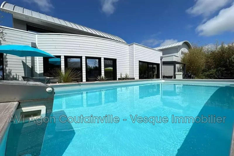 Maison contemporaine - 320 m² - 10 pièces