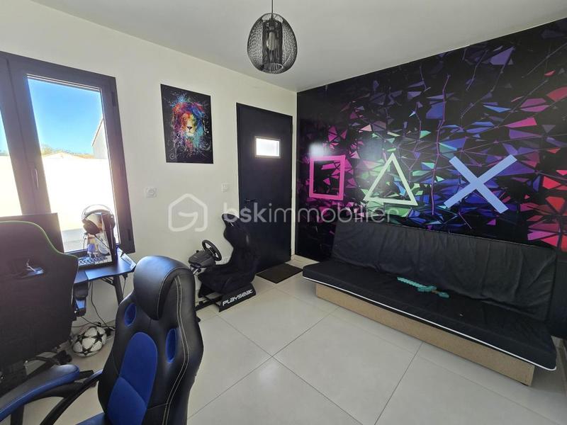 Villa - 225 m² - 10 pièces