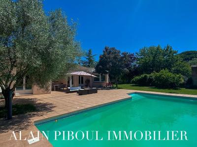 Maison - 200 m² - 6 pièces