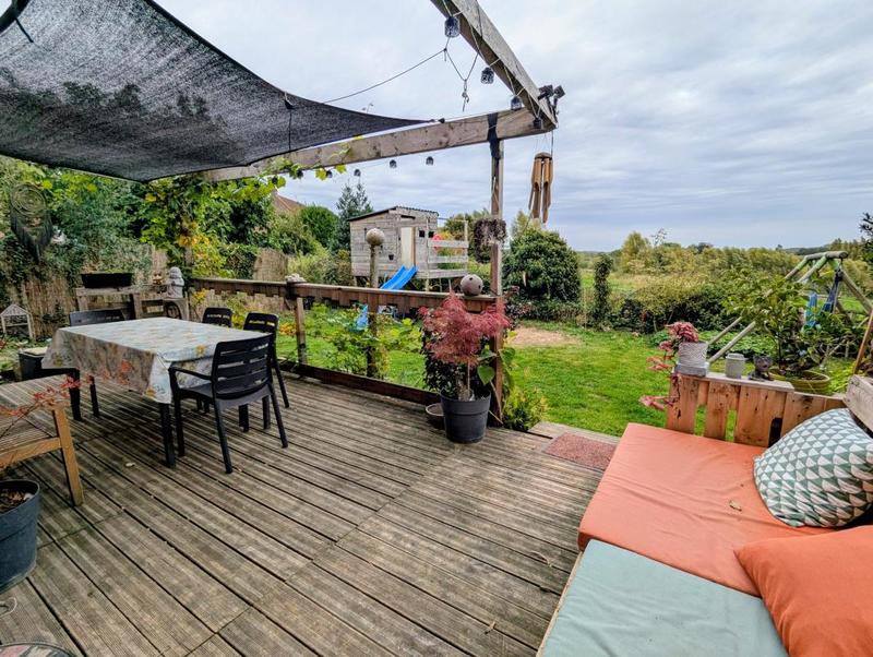 Maison - 94 m² - 4 pièces