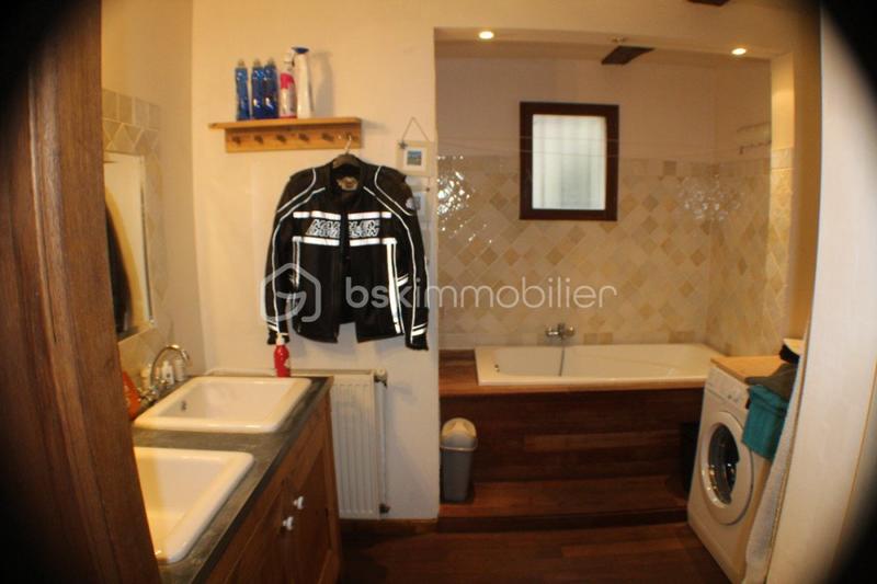 Maison de village - 136 m² - 6 pièces