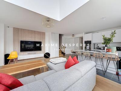 Appartement - 102 m² - 5 pièces