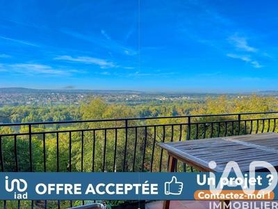 Maison - 230 m² - 10 pièces