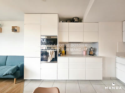 Chambre - 9 m² - 4 pièces