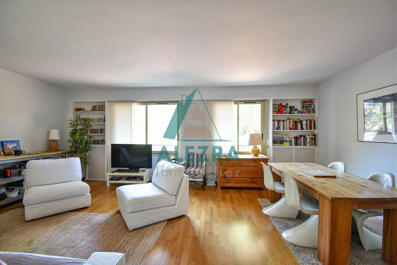 Appartement - 67 m² - 2 pièces