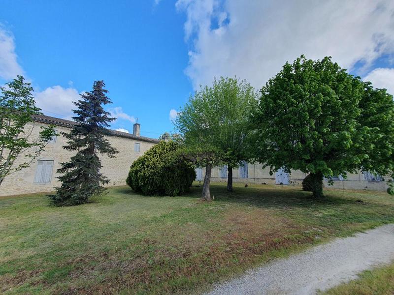 Local d'activité / Entrepôt - 2 020 m²