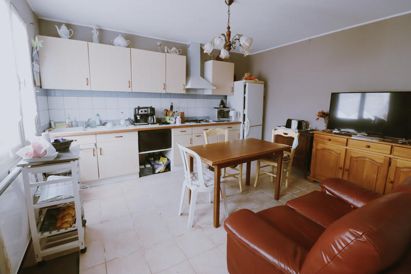 Maison - 85 m² - 4 pièces