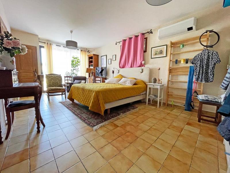 Maison - 166 m² - 4 pièces