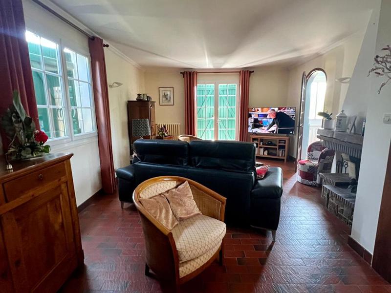 Maison - 110 m² - 6 pièces